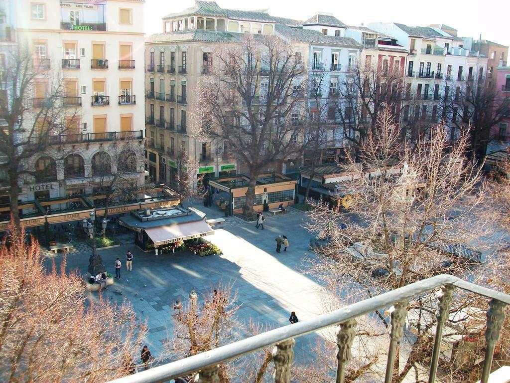 Khu Hotel Granada Exterior foto