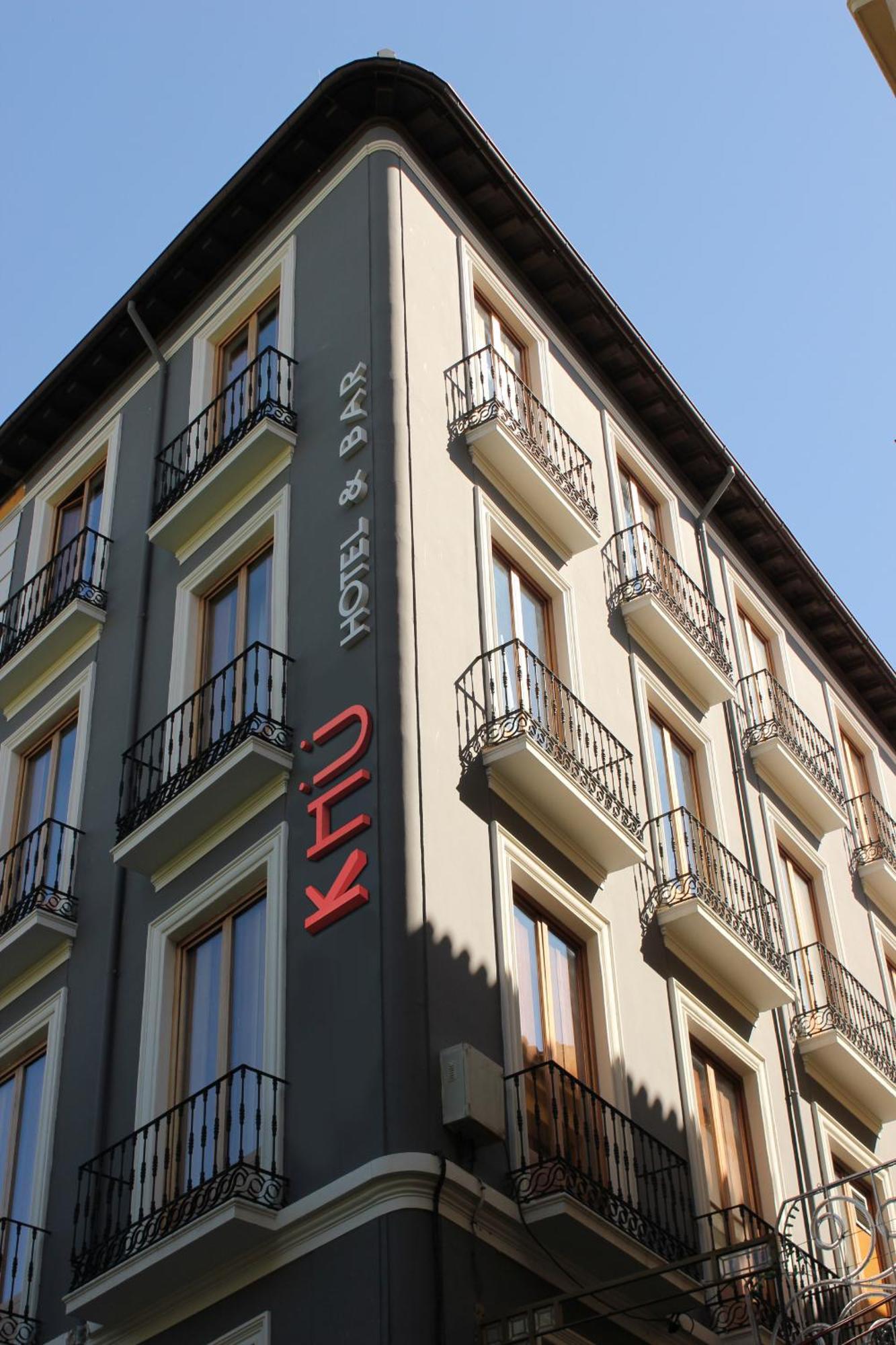 Khu Hotel Granada Exterior foto